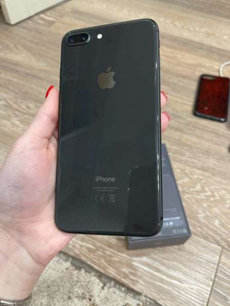 Apple IPhone 8 Plus 256 GB в Санкт-Петербурге фото 3