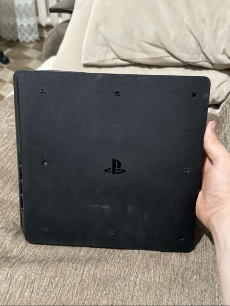 PS4 SLIM