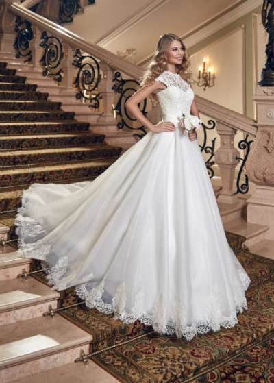 свадебное платье размер 44-46