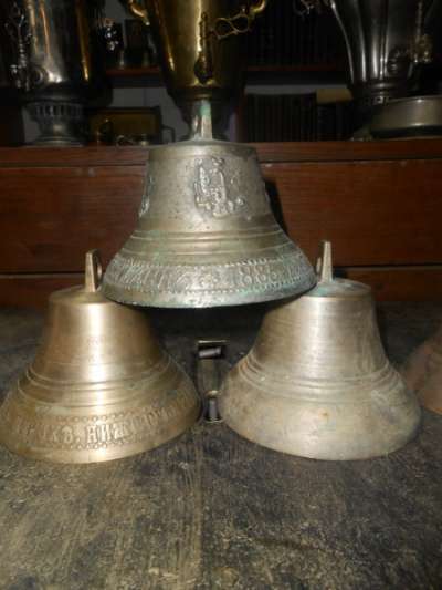 Коллекция из девяти старинных колоколов в Иванове фото 10