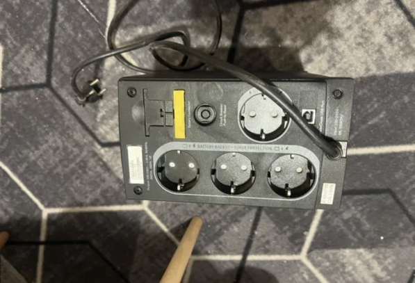 Источник бесперебойного питания АРС 650 ва в Москве