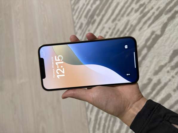 IPhone 12 Pro Max 256 ГБ в Санкт-Петербурге