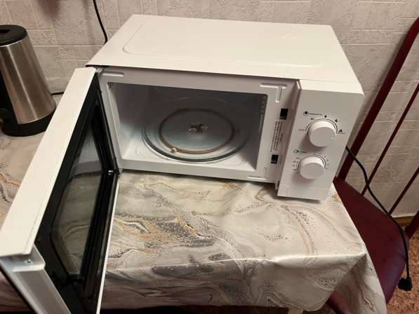 Микроволновая печь Leran FMO 20M01