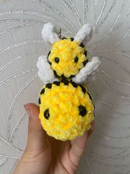 Большой брелок-шмель? в Дзержинске