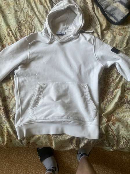 Продам stone island худи в Москве