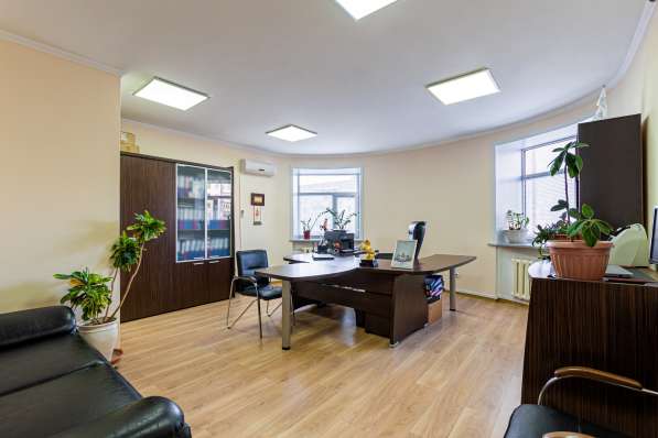 Сдам офис 26 кв. метров с дорогой качественной мебелью