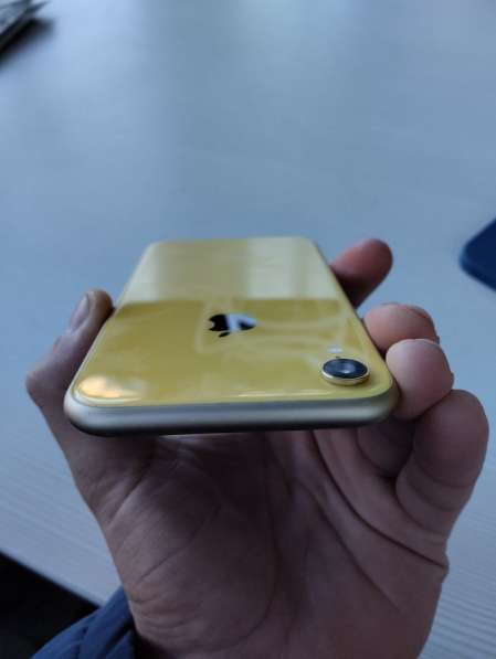 IPhone XR в Москве