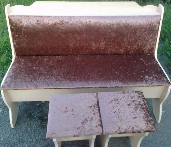 Перетяжка мягкой мебели в фото 12