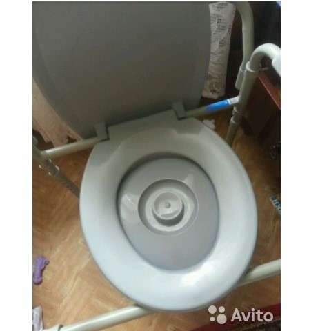Продам кресло-туалет