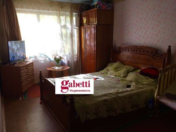 Продам трехкомнатную квартиру в Керчи фото 3