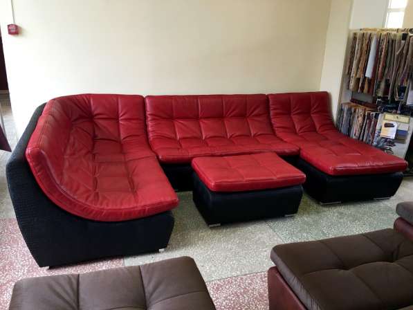 Кожаный модульный диван в стиле red&black
