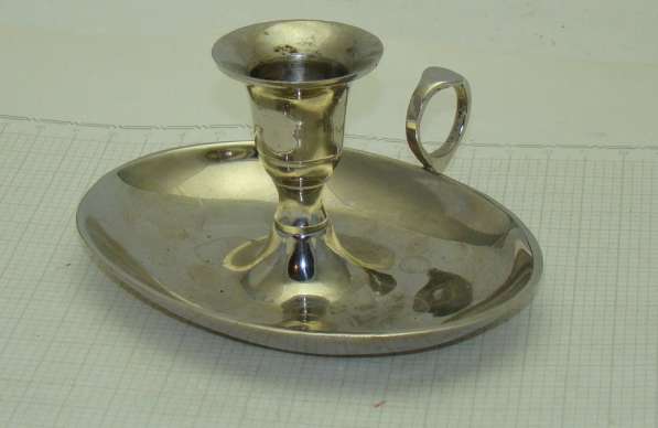 Подсвечник с ручкой (P714)