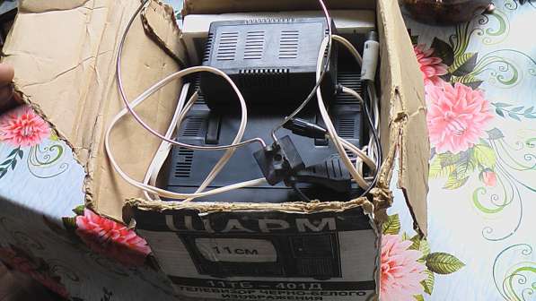 Дорожный черно белый мини телевизор Шарм в Саратове фото 4