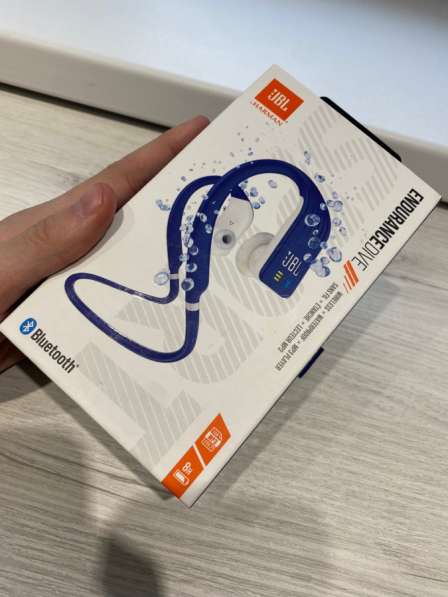 JBL Endurance Dive