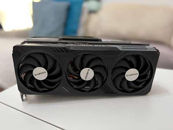 Новая Gigabyte RTX 4070 TI в Москве фото 6