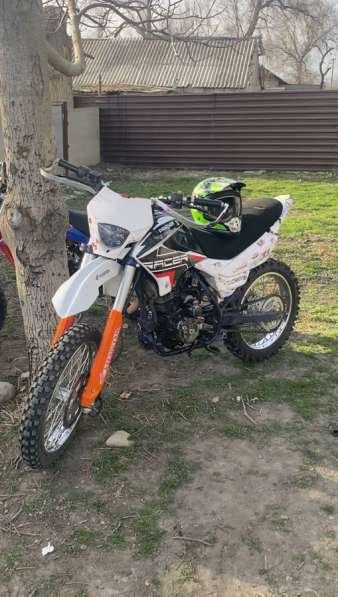 Мотоцикл Stels Enduro 250