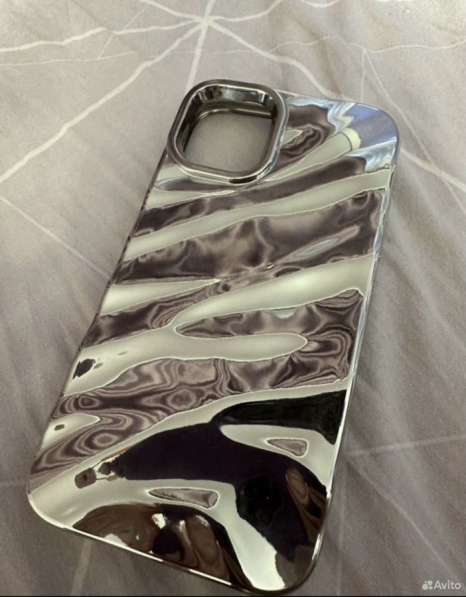 Чехол на iPhone 11