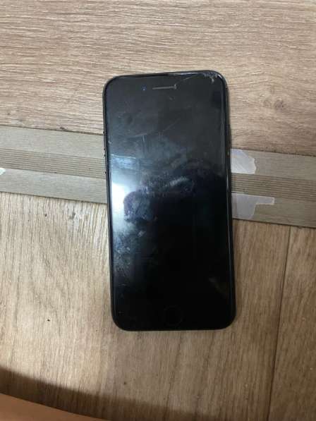 Продам айфон 7