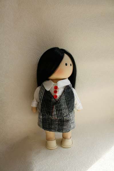 Текстильная игровая кукла с гардеробом 16комплектов одежды в Краснодаре фото 9