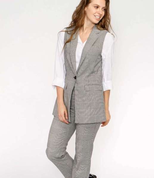 Жилет MODIS в Москве фото 3