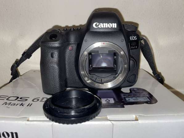 Canon EOS 6D Mark II Dslr Camera Body + Gps Receiver Charger в фото 4