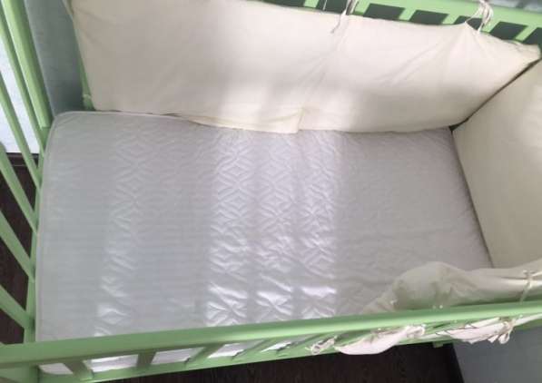 Детская кроватка с матрасом и бортиками в Краснодаре фото 4