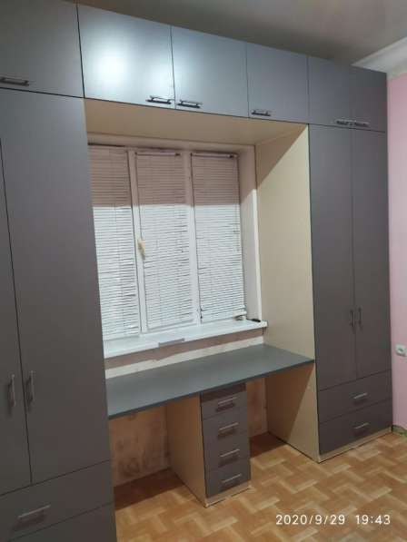 Мебель в детскую шкаф