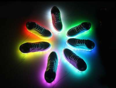 Предложение: Светящиеся кроссовки многоцветгые (унисе в Москве фото 4