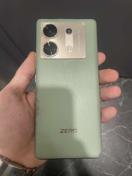 Infinite zero 30 5g 256 в Москве