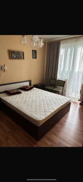 Двухспальная кровать