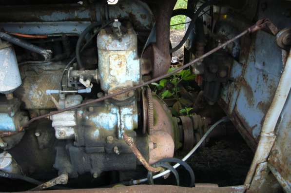 Гусеничный трактор Т-74 в фото 4