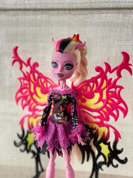 Кукла Monster High Монстрические мутации в коробке