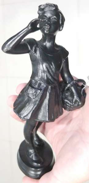 Чугунная статуэтка Красная Шапочка, Касли редкая коллекционн