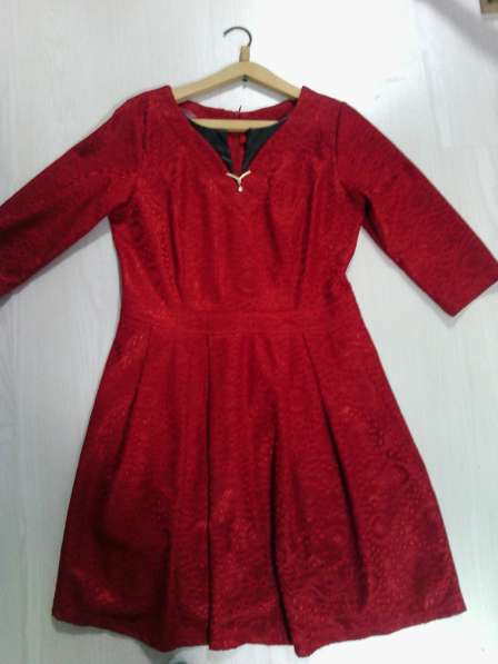 Новое платье красного цвета 48-52 в Воронеже фото 3