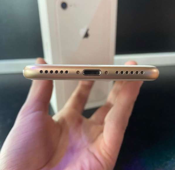 Apple iPhone 8 64GB Gold в Новосибирске фото 3