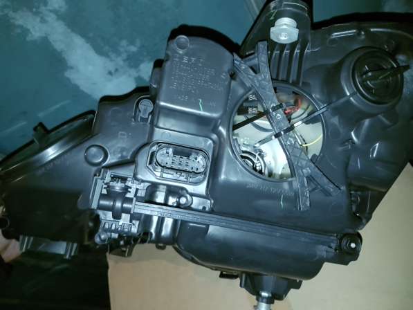 Фара правая на мерседес E212 в Москве фото 4