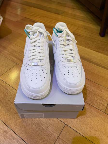 Nike Air Force 1 Triple White в Москве фото 3