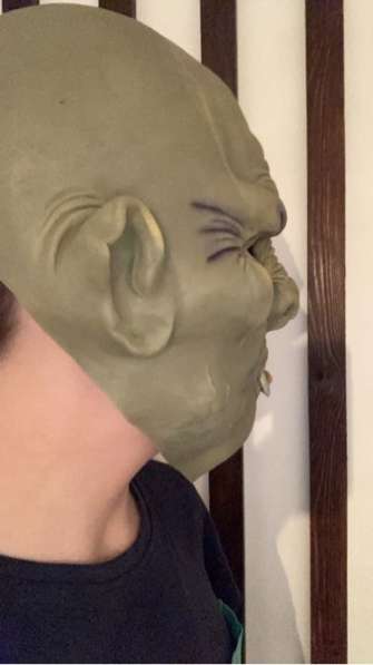 Продаю маска Хеллоуин подходит всем в фото 3