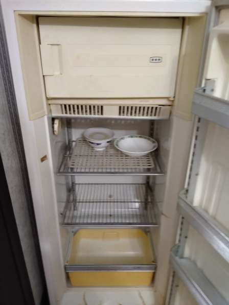 Холодильник ЗИЛ в рабочем состоянии в Нижневартовске фото 4