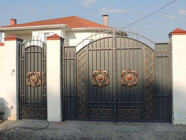 Ворота кованые, калитки, навесы в Батайске фото 10