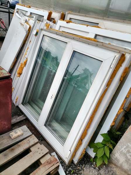 Продаются демонтированные пластиковые окна разноразмерные в Коломне