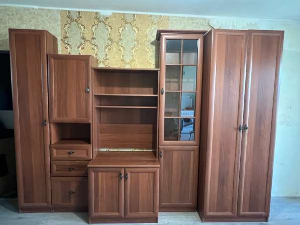 Стенка в хорошем состоянии в Брянске
