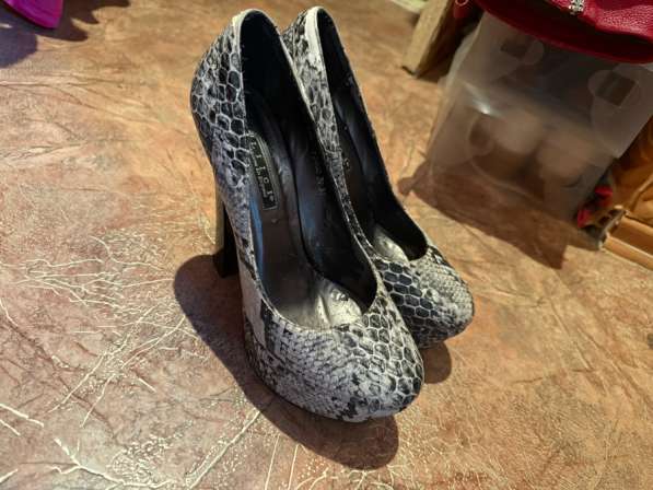 Туфли 39 в Новосибирске