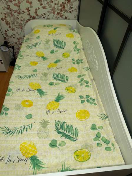 Кровать с ортопедическим матрасом в Москве