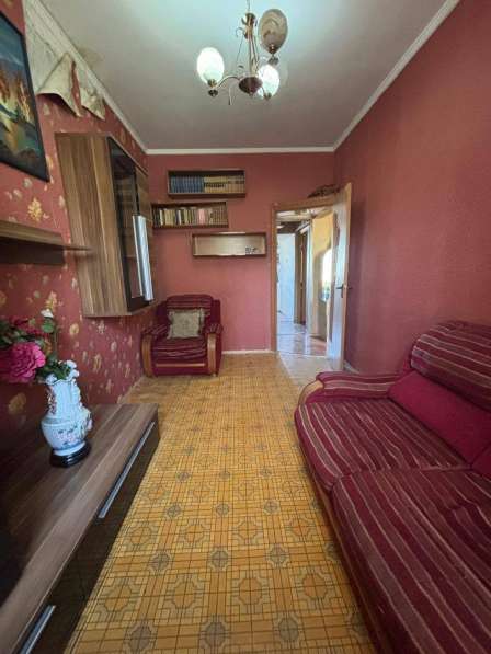 Продам 3 ком квартиру 105 серии, Карпинка/Токтогула в фото 10