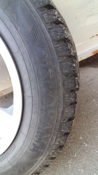 Зимние шины с дисками (литые) в Омске фото 3