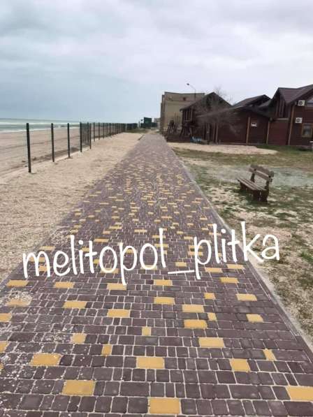 Укладка тротуарной плитки в фото 10