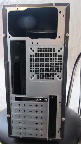 Продам новый компьютерный корпус Delux DLC-MT376 400W Black/ в фото 7