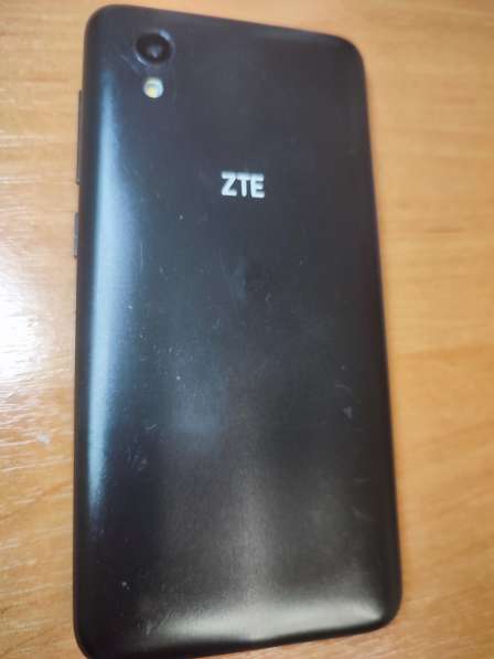 Мобильный телефон ZTE Blade L8RU в фото 5