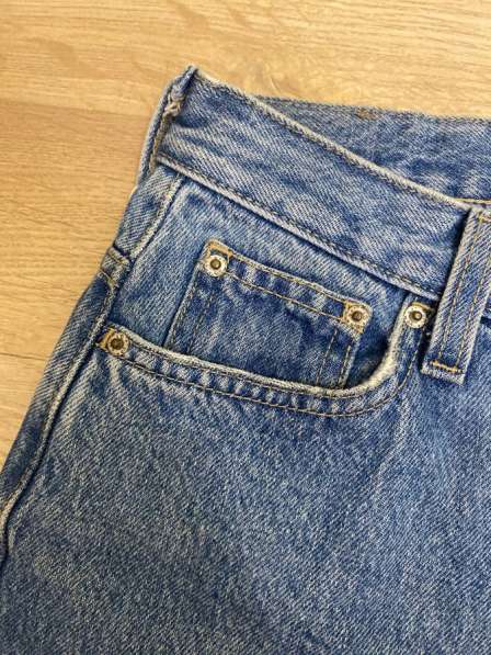 Джинсы женские